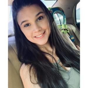 Meet your Posher, Caroline